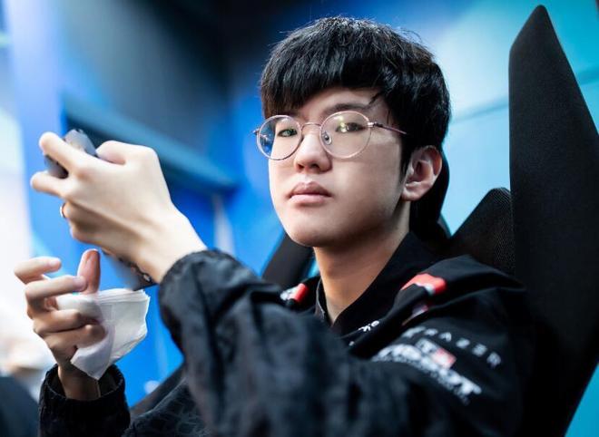 边锋回撤构 边锋回撤构