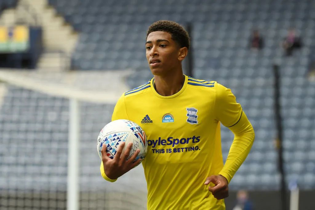 强调长期主 强调长期主