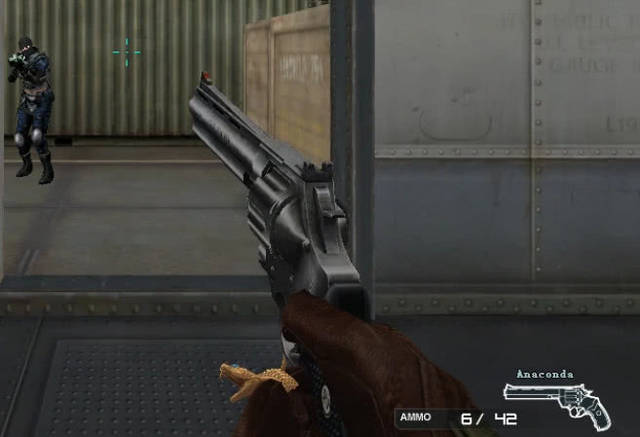 与后腰呈三 与后腰呈三